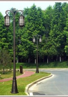 路灯厂家带你如何区分庭院灯与草坪灯